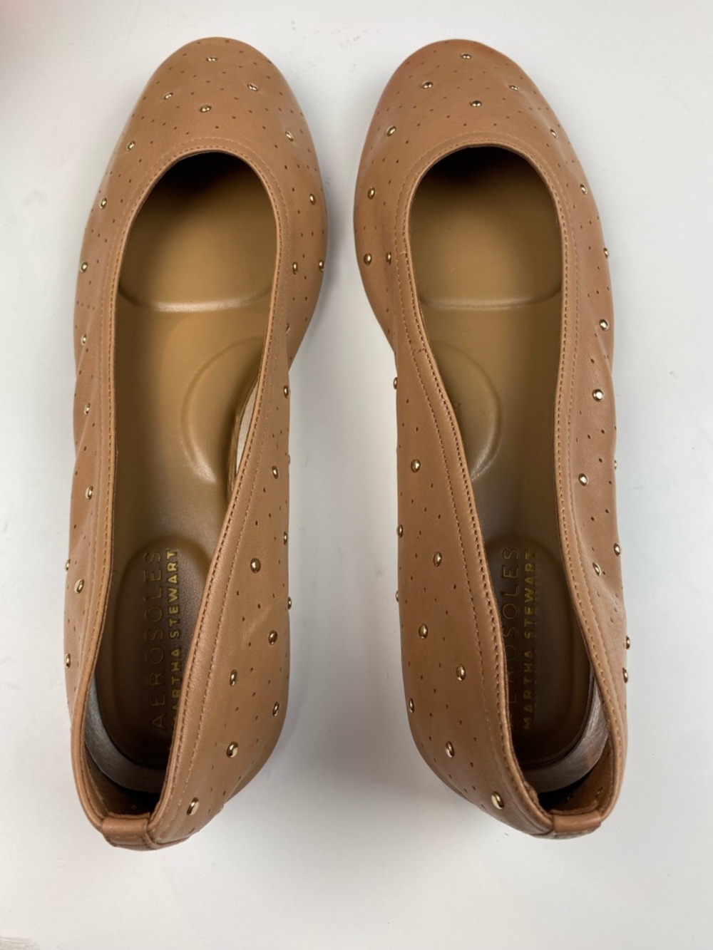 Aerosoles Womens Shelley Tan Leather Perforated Ballet Flats Shoes Sz 9 - Picture 4 of 10
